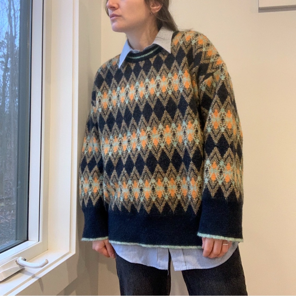 geometric print sweater, brand unknown
